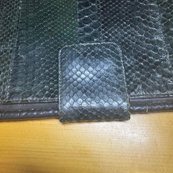 Tano of Madrid black Snakeskin Patterned Clutch - Picture 3 of 6